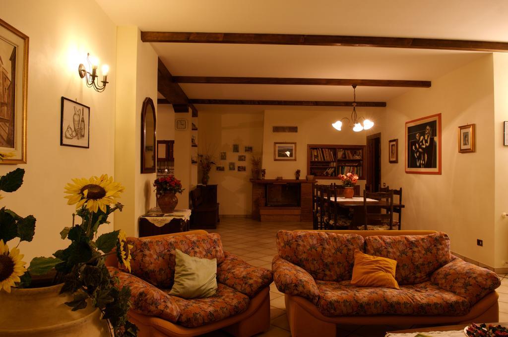 Montelanico La Colonna Bed & Breakfast エクステリア 写真